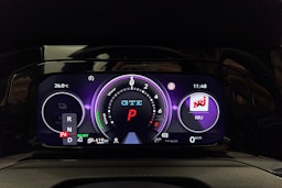 valkoinen Volkswagen Golf 2021 kuva 19.