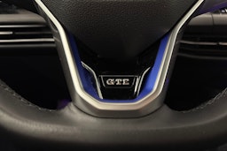 valkoinen Volkswagen Golf 2021 kuva 24.