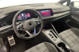 harmaa Volkswagen Golf 2021 kuva 6.