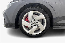 harmaa Volkswagen Golf 2021 kuva 9.