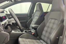 harmaa Volkswagen Golf 2021 kuva 12.