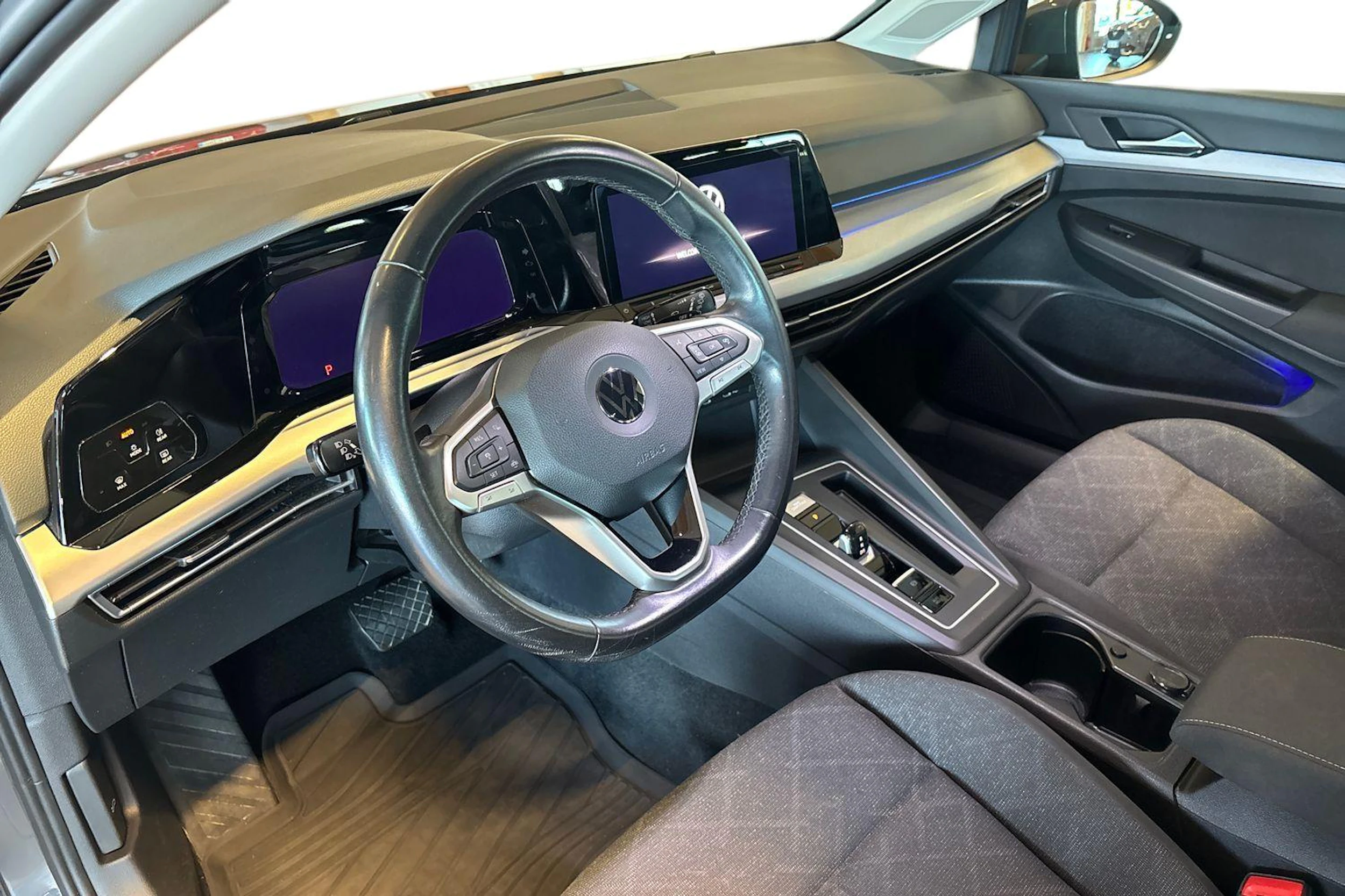 Harmaa Volkswagen GOLF 2021 kuva 6.