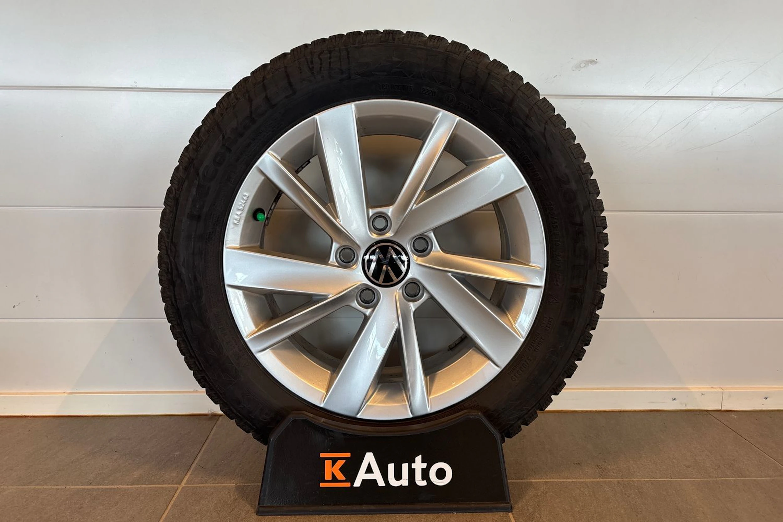 Harmaa Volkswagen GOLF 2021 kuva 10.