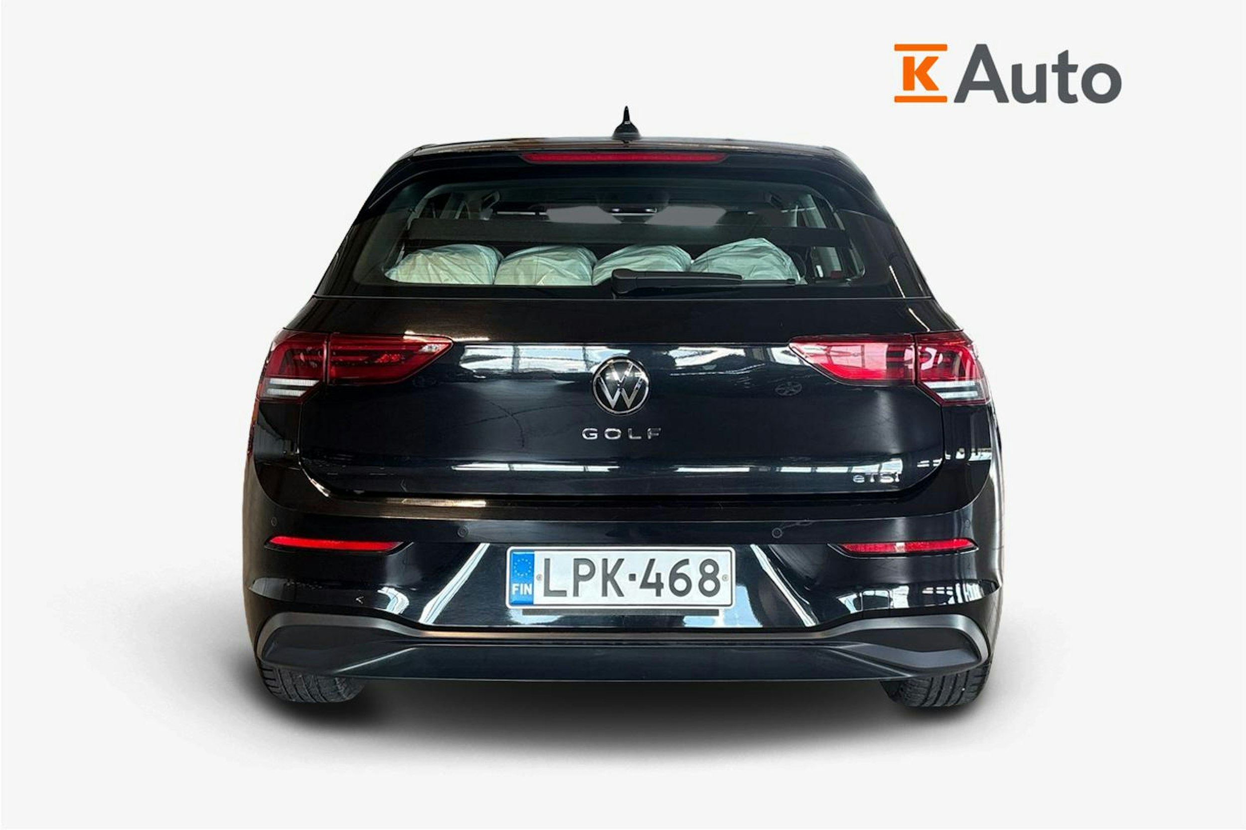 Musta Volkswagen GOLF 2021 kuva 3.