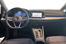 Musta Volkswagen GOLF 2021 kuva 9.
