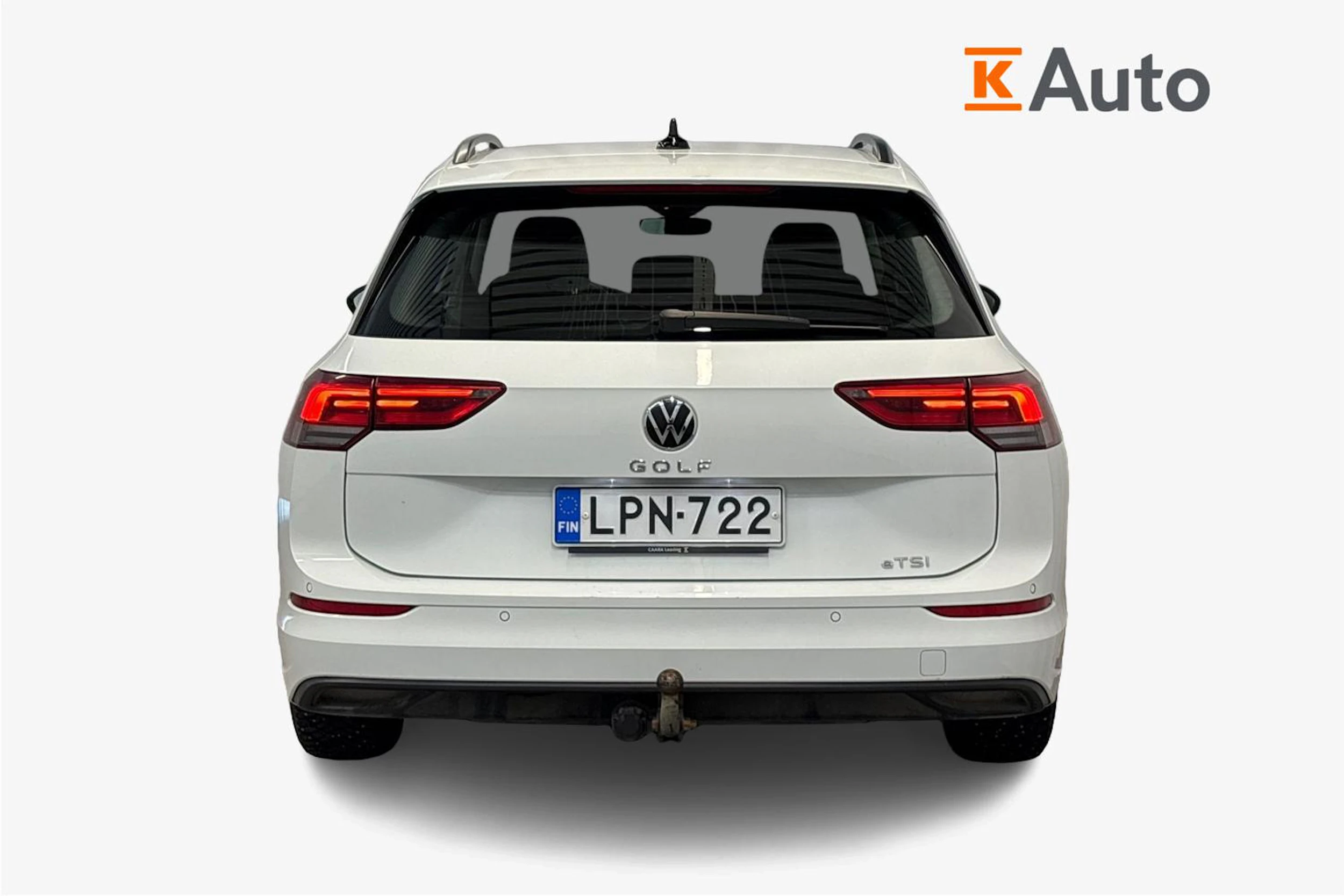 valkoinen Volkswagen Golf 2021 kuva 3.