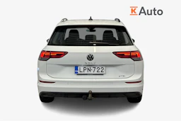 valkoinen Volkswagen Golf 2021 kuva 3.