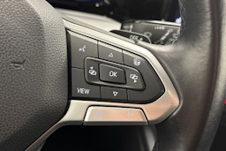 met. punainen Volkswagen Golf 2021 kuva 17.