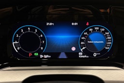 met. punainen Volkswagen Golf 2021 kuva 18.