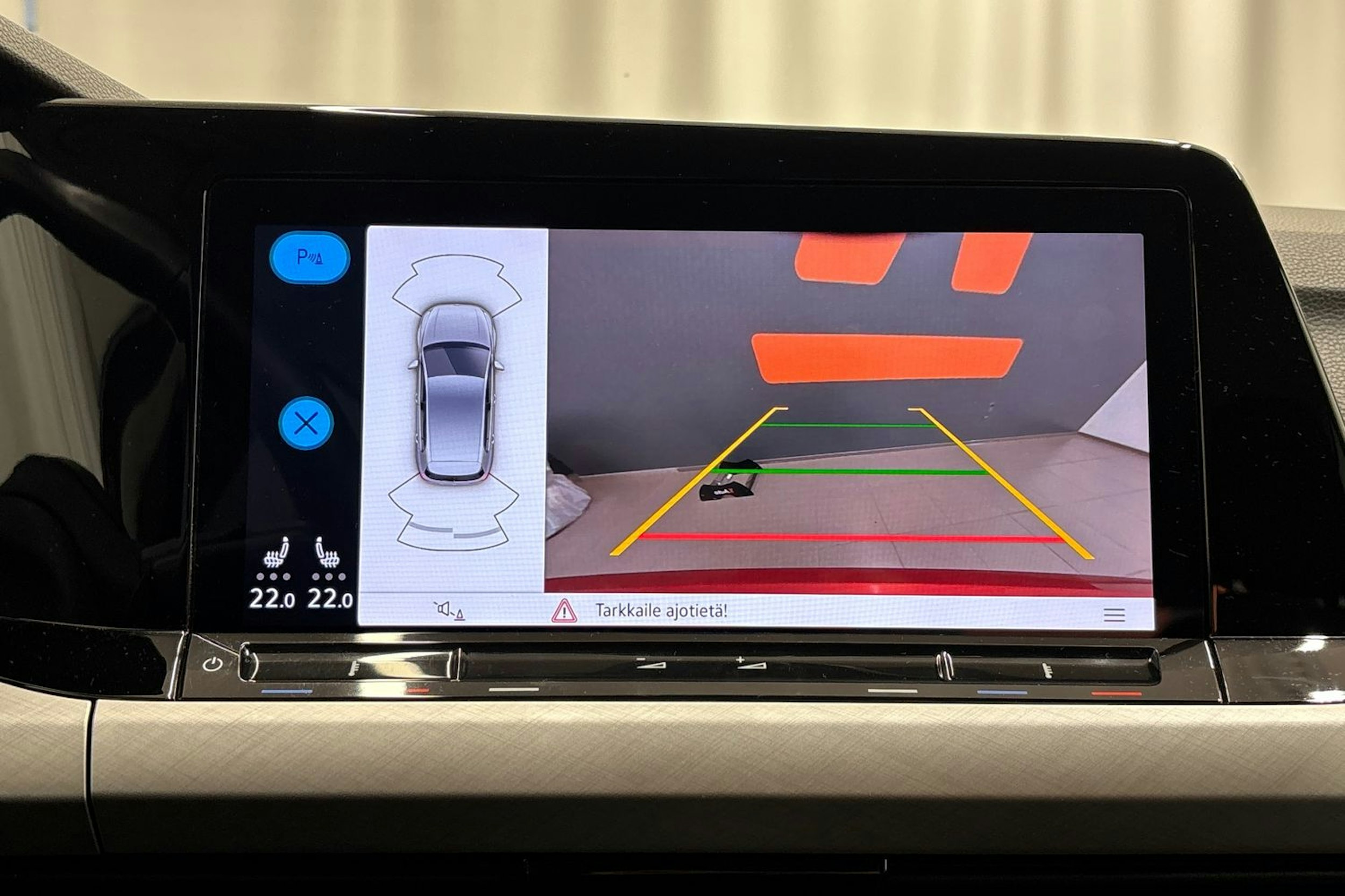 met. punainen Volkswagen Golf 2021 kuva 19.