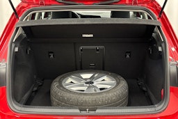 met. punainen Volkswagen Golf 2021 kuva 27.