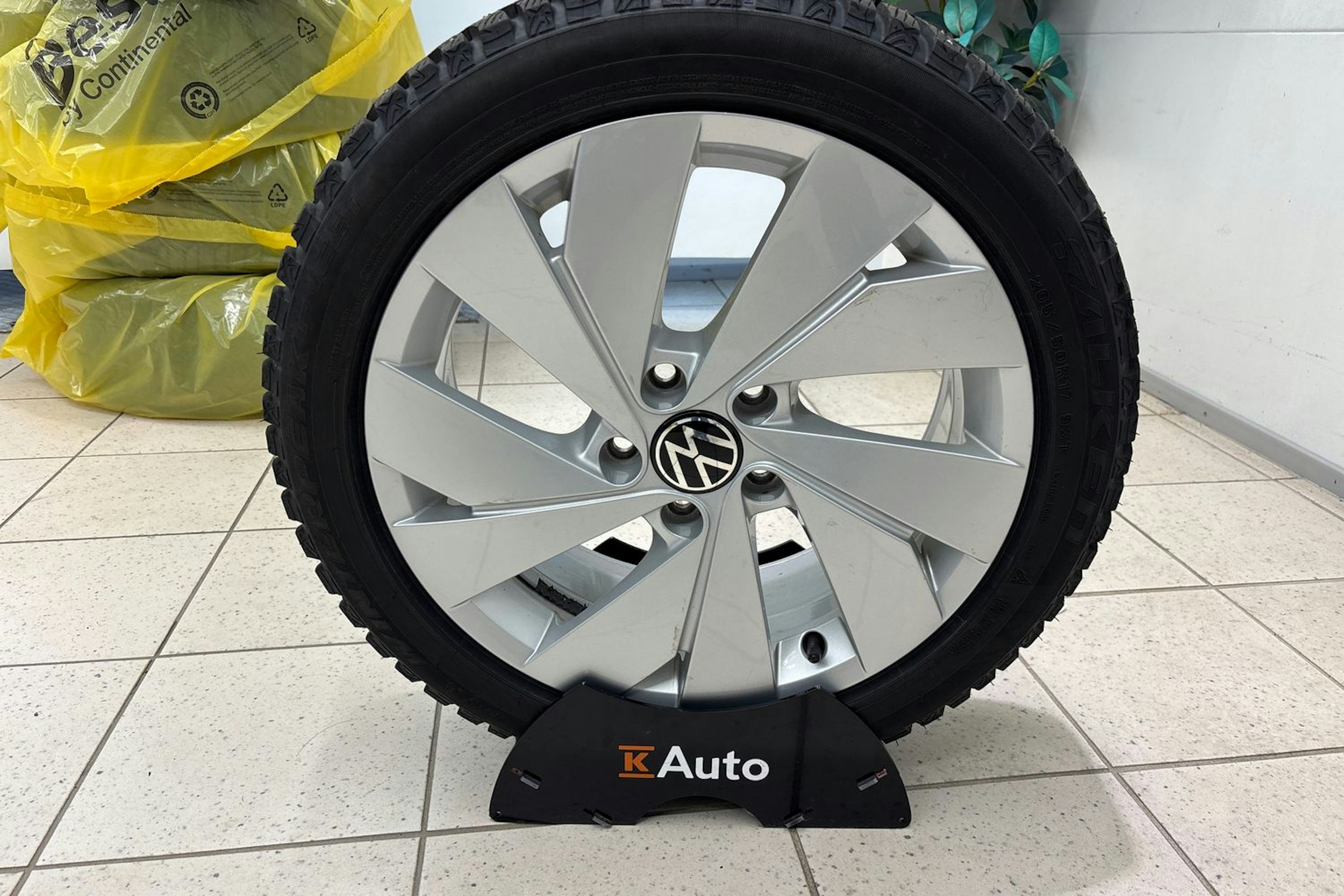 Harmaa Volkswagen GOLF 2021 kuva 14.