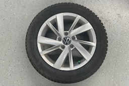 valkoinen Volkswagen Golf 2021 kuva 13.