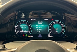 punainen Volkswagen Golf 2021 kuva 15.