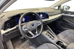 valkoinen Volkswagen Golf 2021 kuva 3.