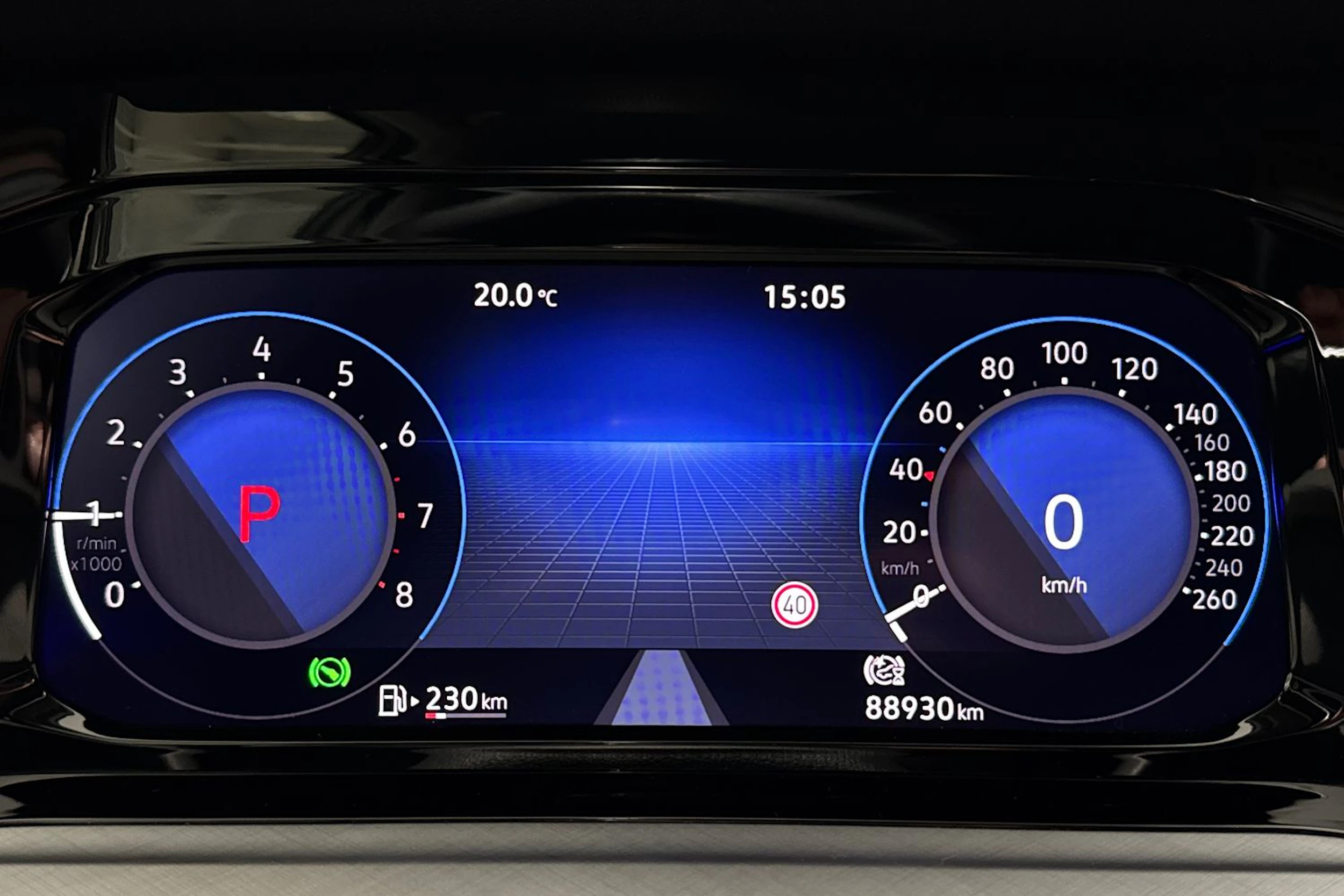 valkoinen Volkswagen Golf 2021 kuva 17.