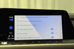 valkoinen Volkswagen Golf 2021 kuva 29.