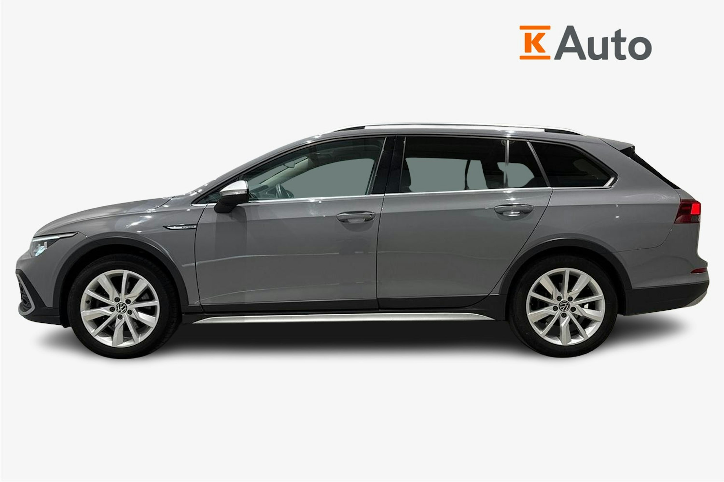 harmaa Volkswagen Golf 2021 kuva 6.