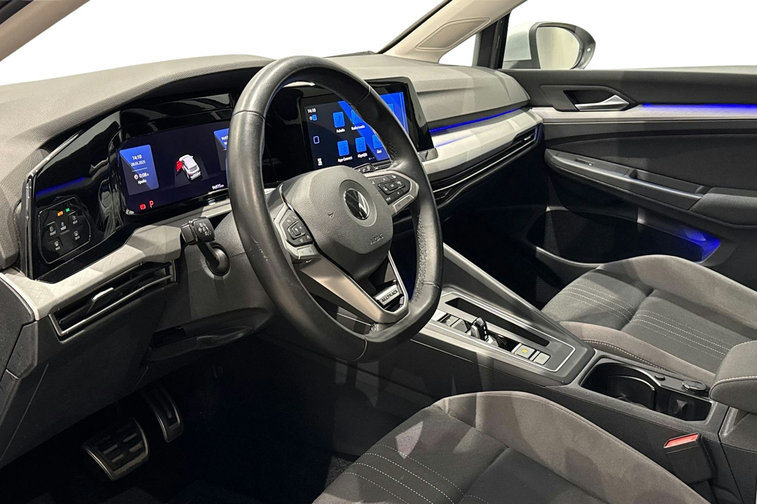 harmaa Volkswagen Golf 2021 kuva 7.