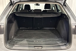 harmaa Volkswagen Golf 2021 kuva 15.