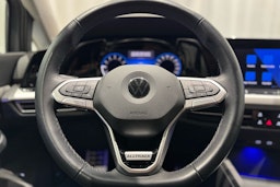 harmaa Volkswagen Golf 2021 kuva 19.