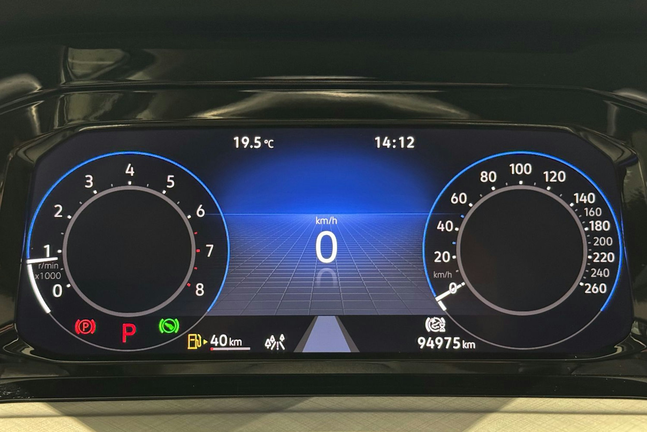 harmaa Volkswagen Golf 2021 kuva 20.