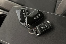 harmaa Volkswagen Golf 2021 kuva 29.