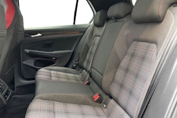 valkoinen Volkswagen Golf 2021 kuva 10.
