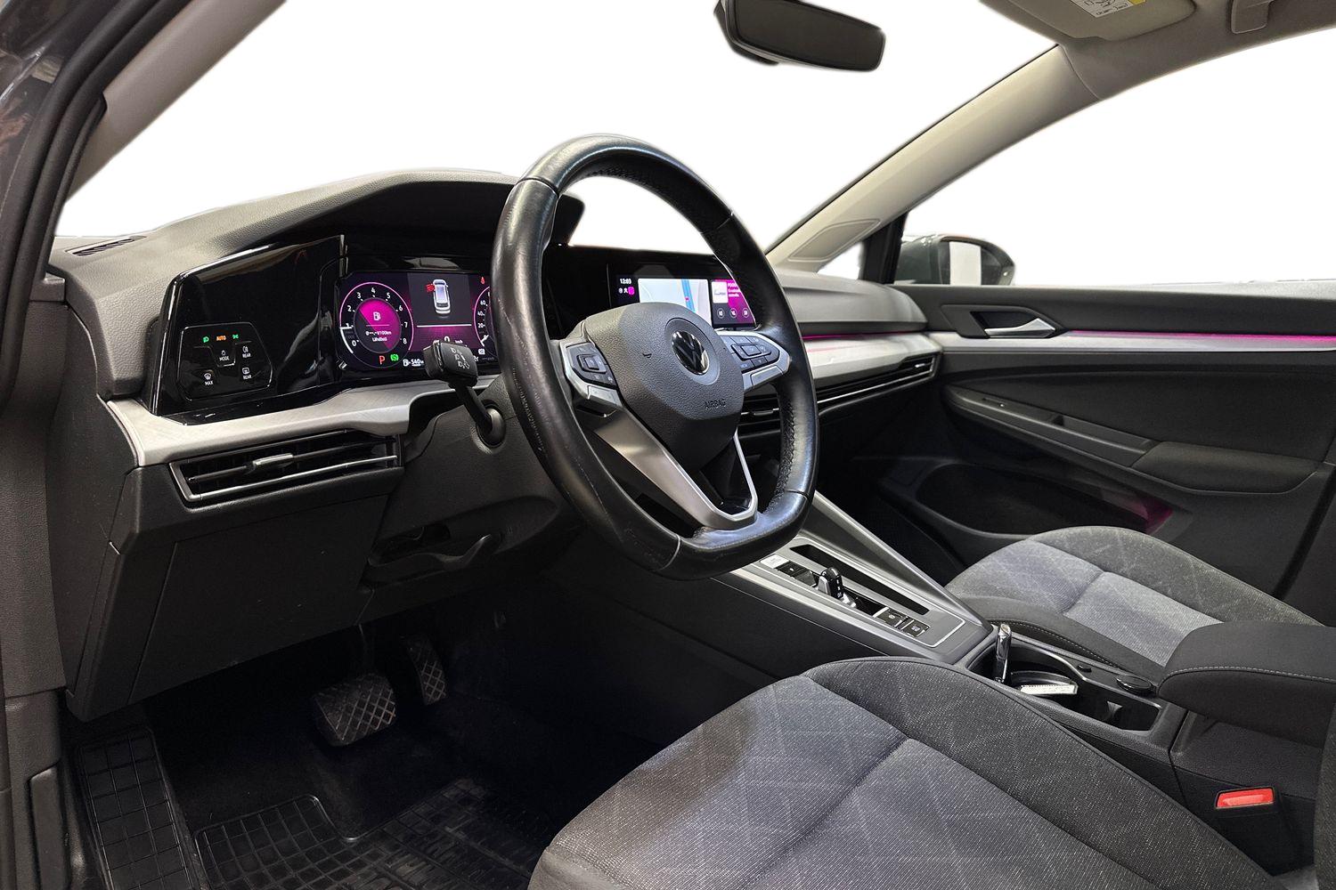 Volkswagen Golf 2021, kuva 6/25