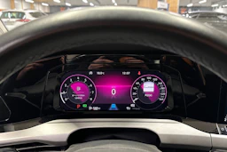 harmaa Volkswagen Golf 2021 kuva 20.