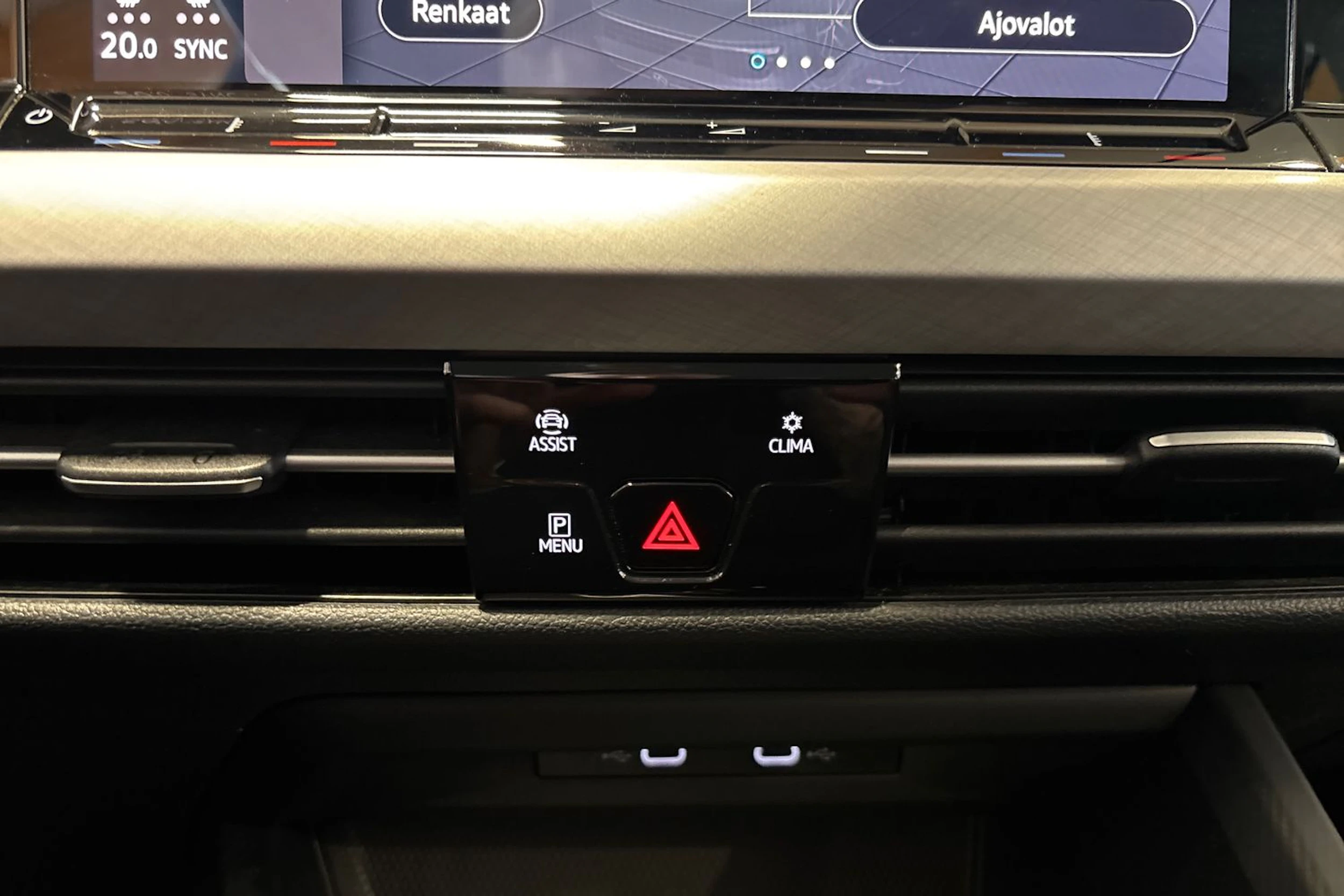 Punainen Volkswagen GOLF 2021 kuva 20.