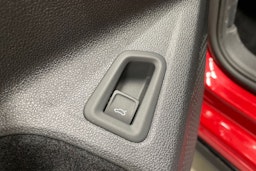Punainen Volkswagen GOLF 2021 kuva 31.