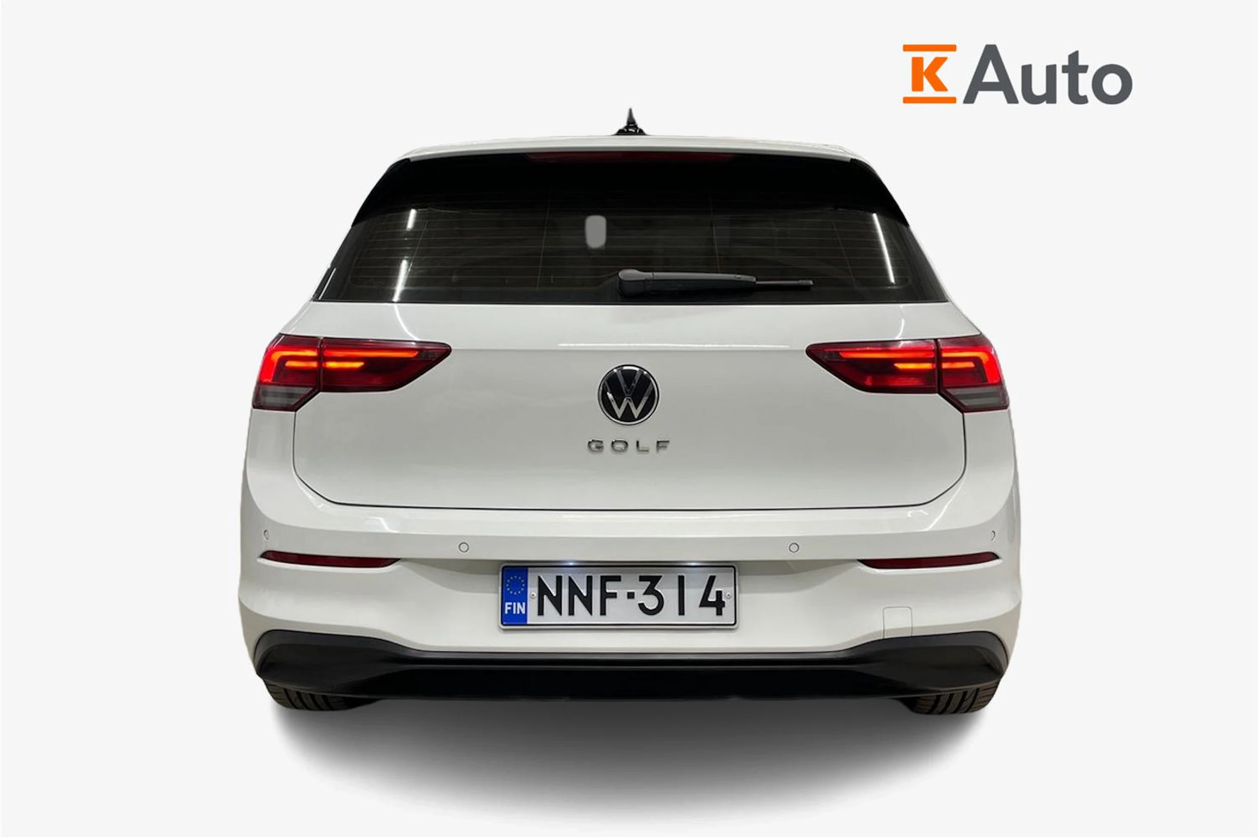 valkoinen Volkswagen Golf 2021 kuva 3.