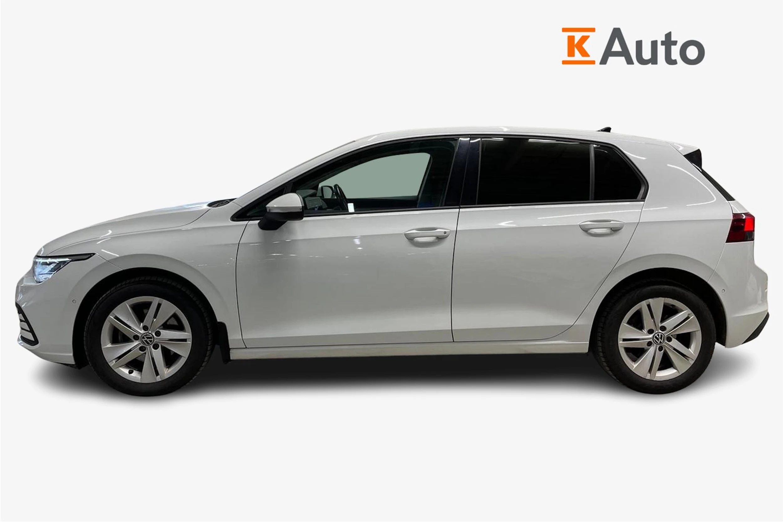 valkoinen Volkswagen Golf 2021 kuva 5.