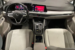 valkoinen Volkswagen Golf 2021 kuva 7.