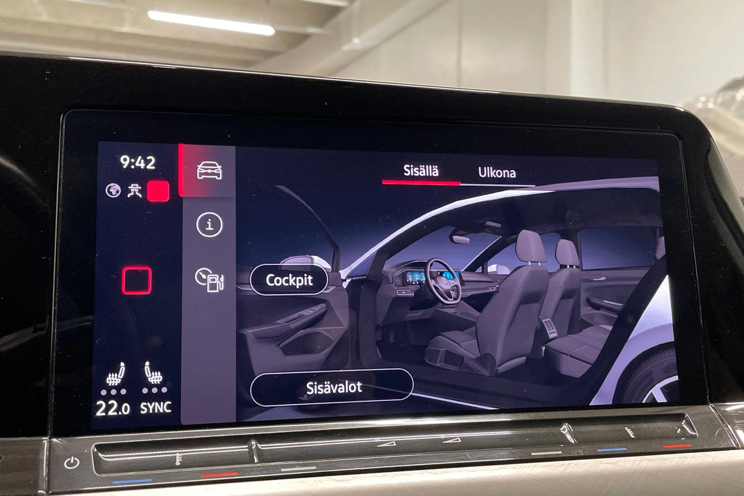 valkoinen Volkswagen Golf 2021 kuva 19.