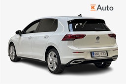 valkoinen Volkswagen Golf 2021 kuva 2.
