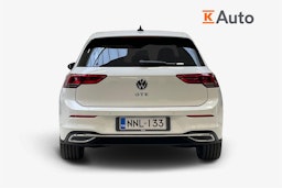 valkoinen Volkswagen Golf 2021 kuva 3.