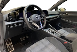 valkoinen Volkswagen Golf 2021 kuva 7.