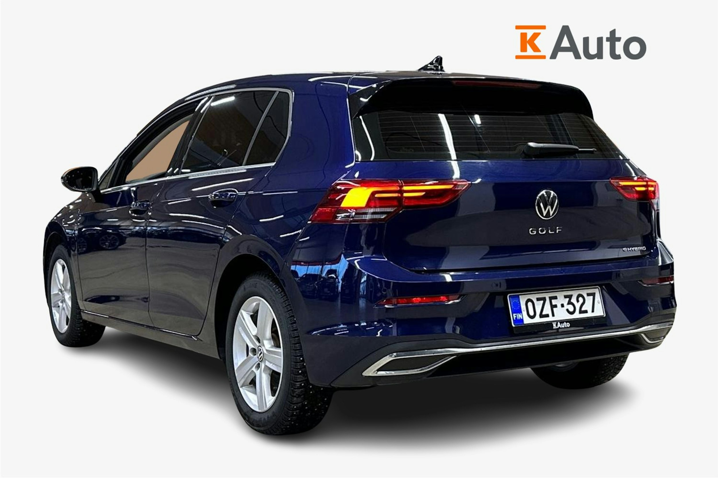 sininen Volkswagen Golf 2021 kuva 2.