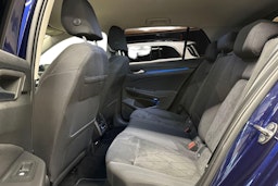 sininen Volkswagen Golf 2021 kuva 10.