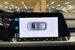 sininen Volkswagen Golf 2021 kuva 17.