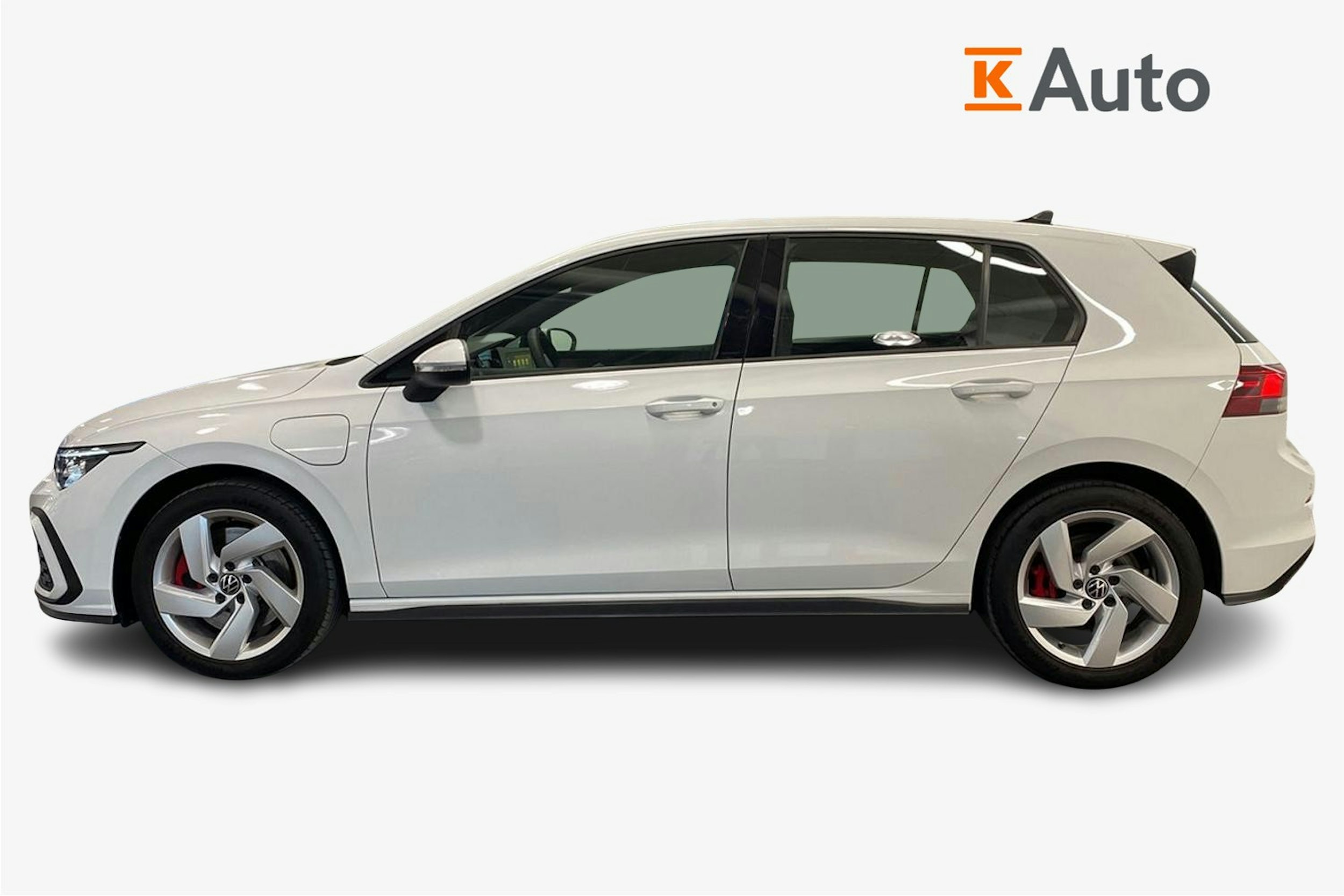 Valkoinen Volkswagen GOLF 2021 kuva 6.