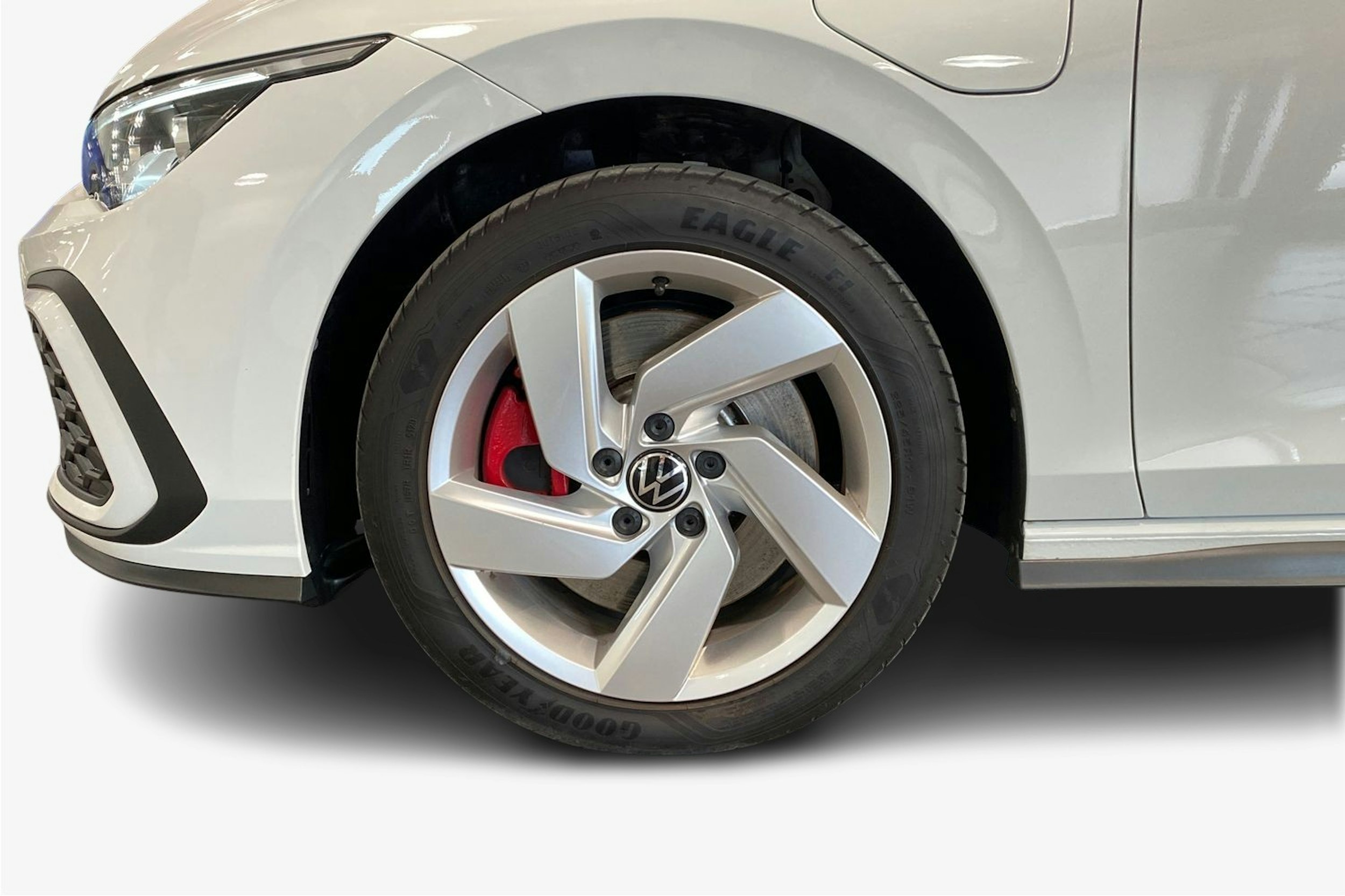 Valkoinen Volkswagen GOLF 2021 kuva 11.