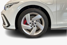Valkoinen Volkswagen GOLF 2021 kuva 11.