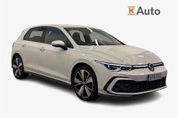 valkoinen Volkswagen Golf 2021 kuva 1.