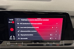 valkoinen Volkswagen Golf 2021 kuva 24.