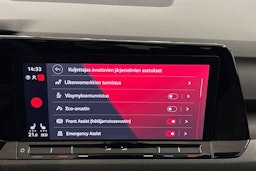 valkoinen Volkswagen Golf 2021 kuva 25.