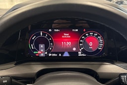 valkoinen Volkswagen Golf 2021 kuva 15.