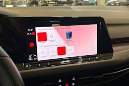 valkoinen Volkswagen Golf 2021 kuva 20.